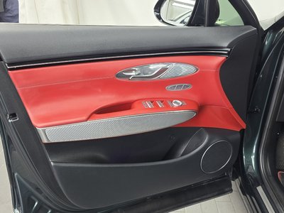 2021 Genesis GV70 — миниатюра 14