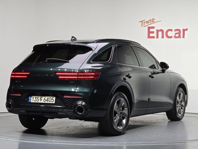 صورة 4 لـ 2021 Genesis GV70