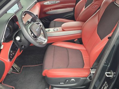 2021 Genesis GV70 — миниатюра 31