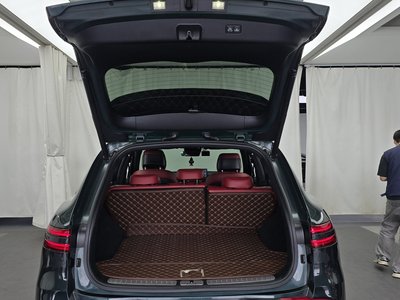 2021 Genesis GV70 — миниатюра 26
