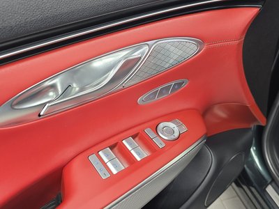 2021 Genesis GV70 — миниатюра 27