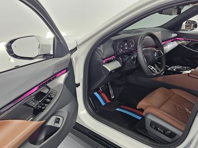 BMW 5 SERIES - 10