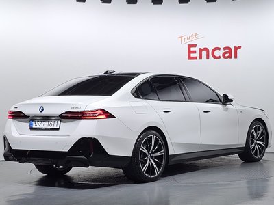 BMW 5 SERIES - 3