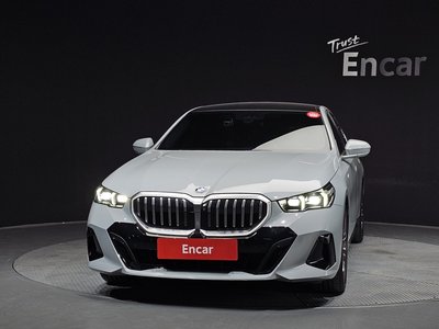 BMW 5 SERIES - 2