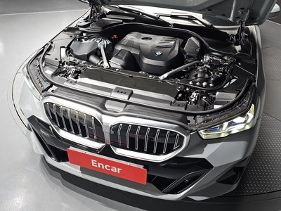 BMW 5 SERIES - 7