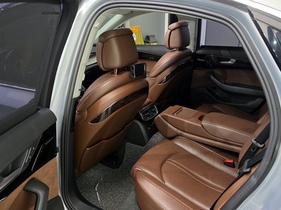 2014 AUDI A8 — миниатюра 11