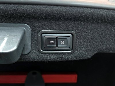 2014 AUDI A8 — миниатюра 20