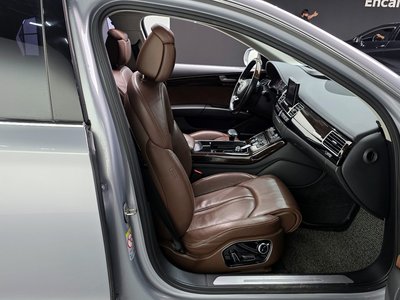 2014 AUDI A8 — миниатюра 12