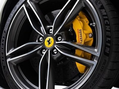 2025 FERRARI ROMA SPIDER photo 3
