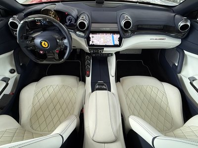 2018 Ferrari GTC4 LUSSO thumbnail 26