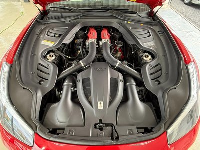 2018 Ferrari GTC4 LUSSO thumbnail 47