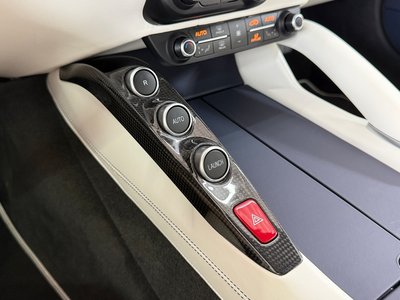 2018 Ferrari GTC4 LUSSO thumbnail 34