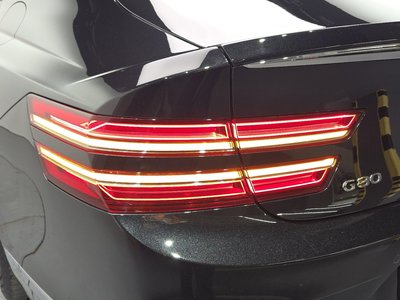 GENESIS G80 (RG3) - 10