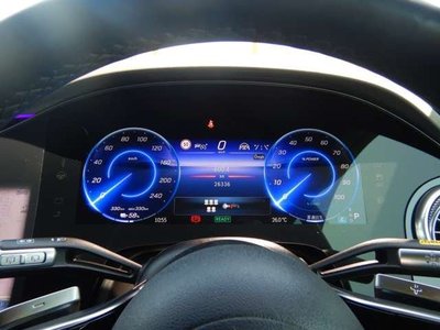 صورة 8 لـ 2023 Mercedes-BENZ EQS