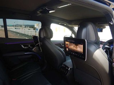 صورة 4 لـ 2023 Mercedes-BENZ EQS