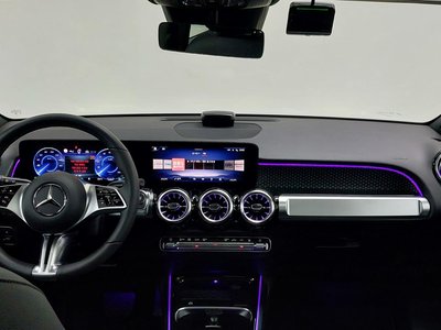 2025 Mercedes-BENZ EQB — фото 4