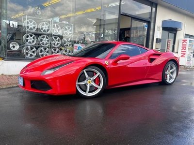 FERRARI 488 - 1