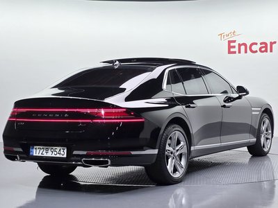 2022 Genesis G90 (RS4) photo 3