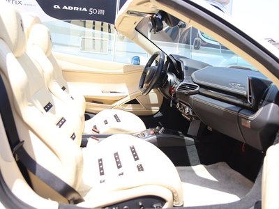 صورة مصغرة 33 لـ 2012 FERRARI 458 SPIDER