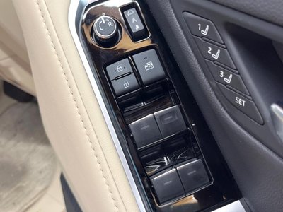 2023 Toyota LAND CRUISER 300 缩略图 33