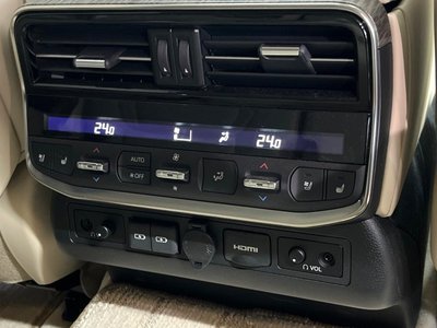 2023 Toyota LAND CRUISER 300 缩略图 72