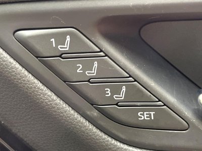2023 Toyota LAND CRUISER 300 缩略图 32