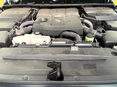2023 Toyota LAND CRUISER 300 缩略图 18