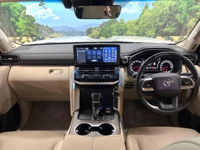 2023 Toyota LAND CRUISER 300 — фото 2