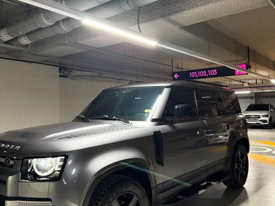 LAND ROVER DEFENDER - 6