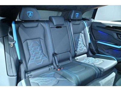 صورة مصغرة 19 لـ 2026 Lamborghini URUS