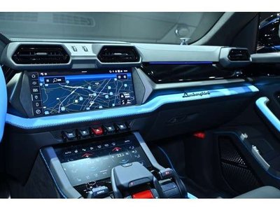 صورة مصغرة 36 لـ 2026 Lamborghini URUS