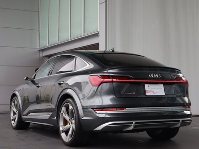 صورة مصغرة 38 لـ 2024 AUDI E-TRON S SPORTBACK