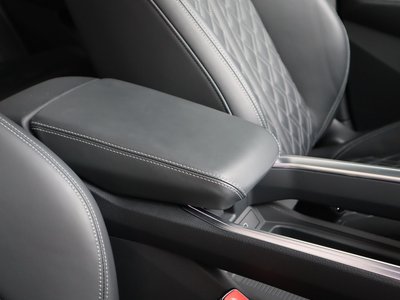 صورة مصغرة 43 لـ 2024 AUDI E-TRON S SPORTBACK