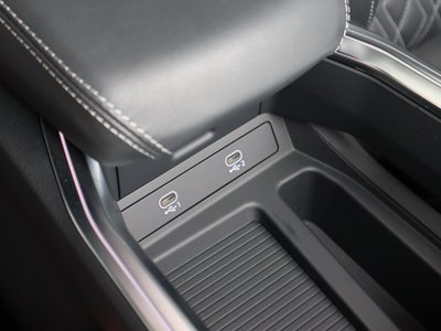 صورة مصغرة 44 لـ 2024 AUDI E-TRON S SPORTBACK