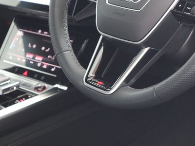صورة مصغرة 47 لـ 2024 AUDI E-TRON S SPORTBACK