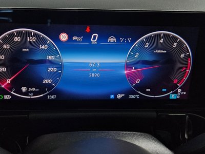 صورة 8 لـ 2025 Mercedes-BENZ GLA
