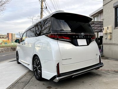 TOYOTA VELLFIRE - 3