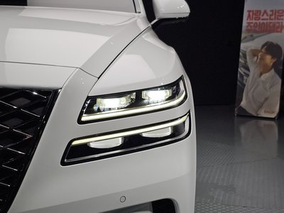 GENESIS GV80 - 9