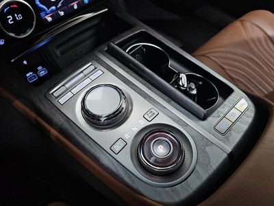 2023 Genesis G80 (RG3) thumbnail 12