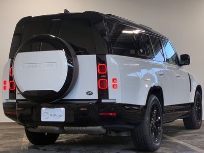 LAND ROVER DEFENDER - 7