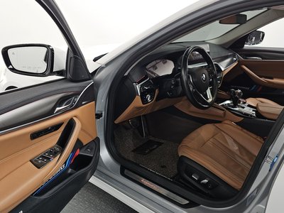 BMW 5 SERIES - 10