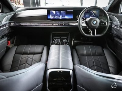 BMW 7 SERIES - 3