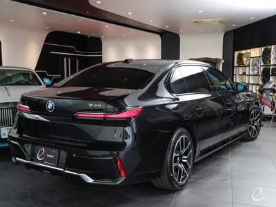 BMW 7 SERIES - 2