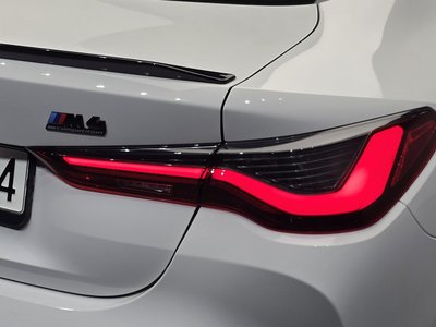 صورة 10 لـ 2024 BMW M4