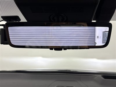 2024 Toyota VELLFIRE photo 9