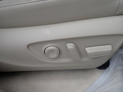 TOYOTA LAND CRUISER 300 - 7