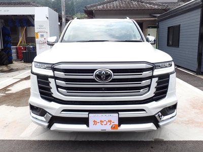 TOYOTA LAND CRUISER 300 - 2