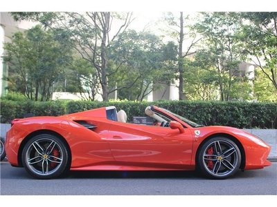 FERRARI 488 SPIDER - 4