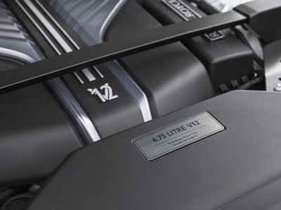 ROLLS-ROYCE CULLINAN - 10
