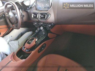 ASTON MARTIN V8 VANTAGE - 3